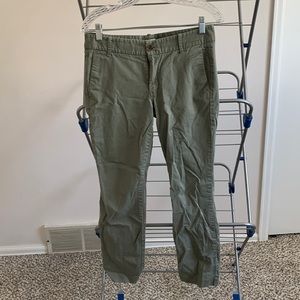 Size 6 J Crew Factory Frankie chino in dark sage